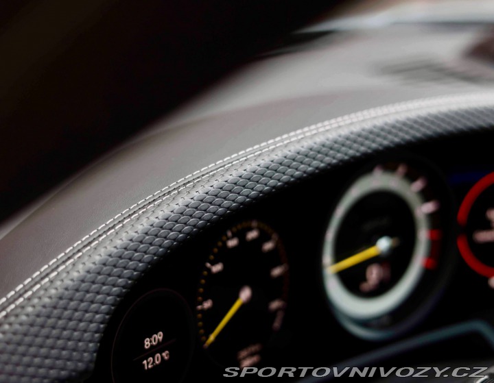 Porsche 911 GT3 Touring *Arctic šedá 2023