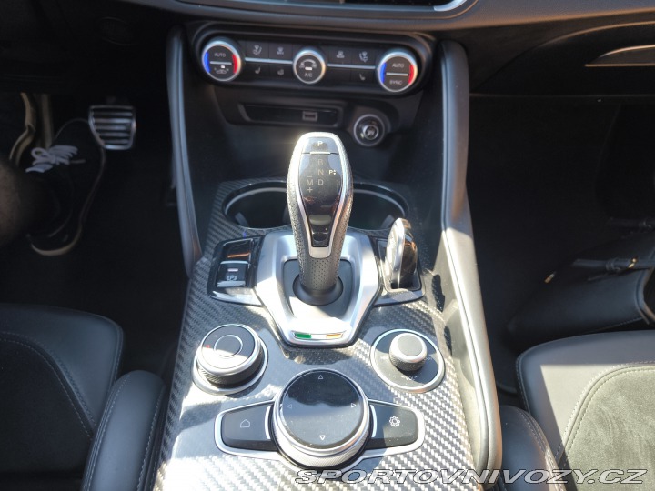 Alfa Romeo Giulia Veloce Ti 2021