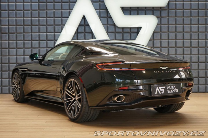 Aston Martin DB12 500kW V8 B&W Ceramic 2024