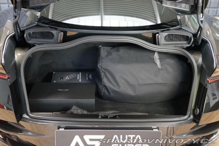 Aston Martin DB12 500kW V8 B&W Ceramic 2024