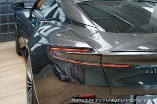 Aston Martin DB12 500kW V8 B&W Ceramic 2024