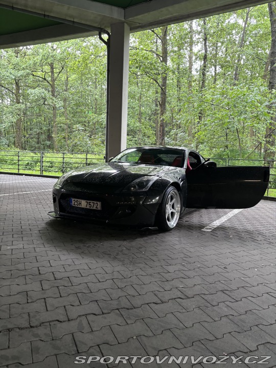 Nissan 350 Z Rocketbunny 2004