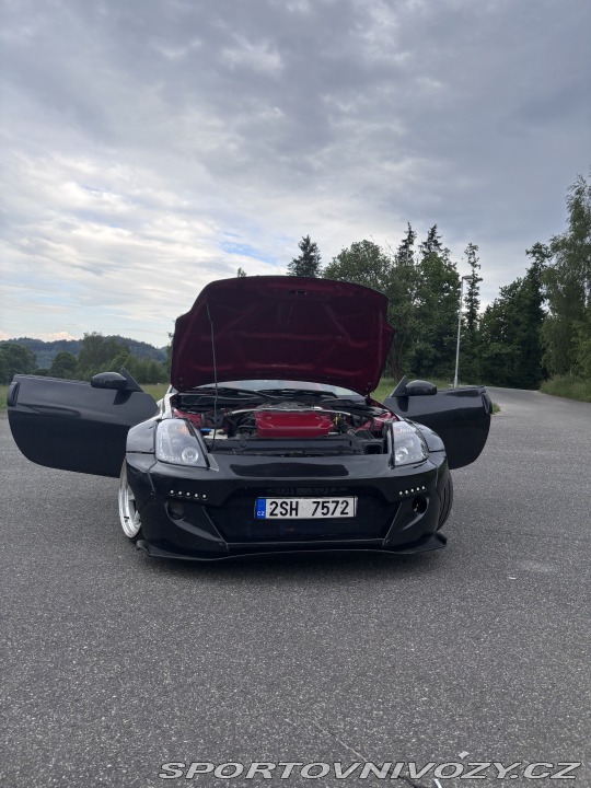 Nissan 350 Z Rocketbunny 2004