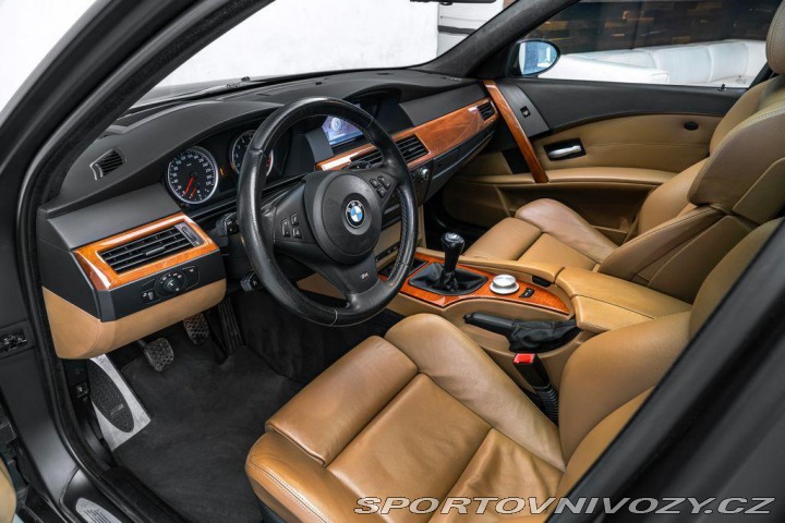 BMW M5 V10 5.0 manuál 2007