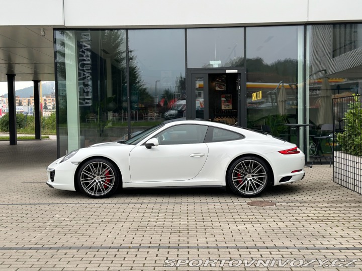 Porsche 911 Carrera 4S 2017