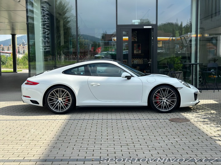 Porsche 911 Carrera 4S 2017