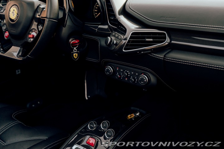 Ferrari 458 Spider 2012