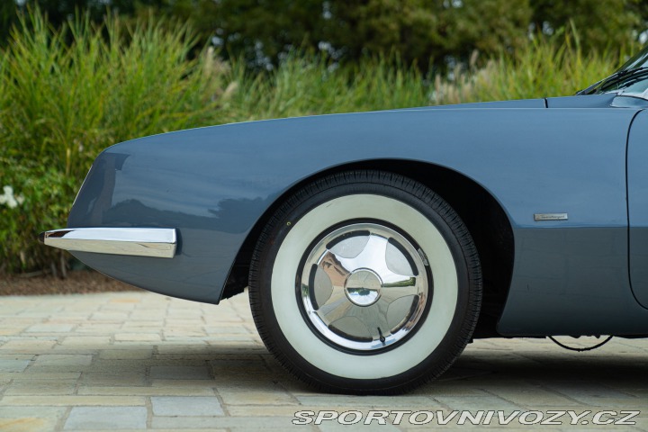Ostatní značky Ostatní modely Studebaker AVANTI SUPERCHARGED 1963