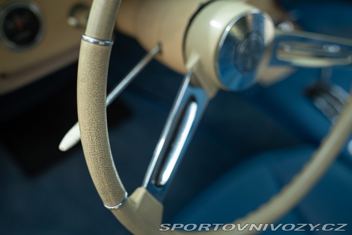 Ostatní značky Ostatní modely Studebaker AVANTI SUPERCHARGED 1963