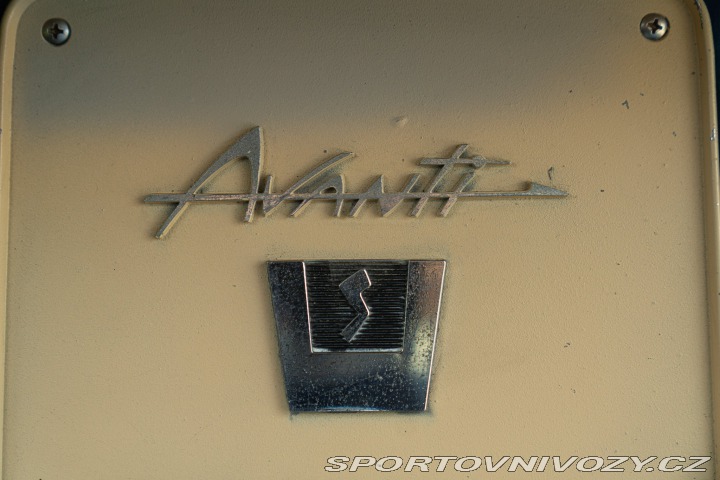 Ostatní značky Ostatní modely Studebaker AVANTI SUPERCHARGED 1963