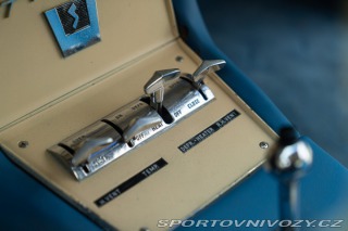 Ostatní značky Ostatní modely Studebaker AVANTI SUPERCHARGED 1963
