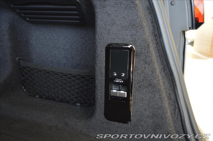 Ostatní značky Ostatní modely Land Rover Range Rover Sport 4,4 SV Edition One P635 N 2024