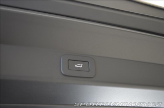 Ostatní značky Ostatní modely Land Rover Range Rover Sport 4,4 SV Edition One P635 N 2024