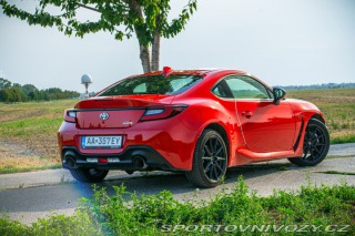 Toyota GR86 sedan 2023