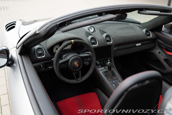 Porsche 718 Spyder RS 2023