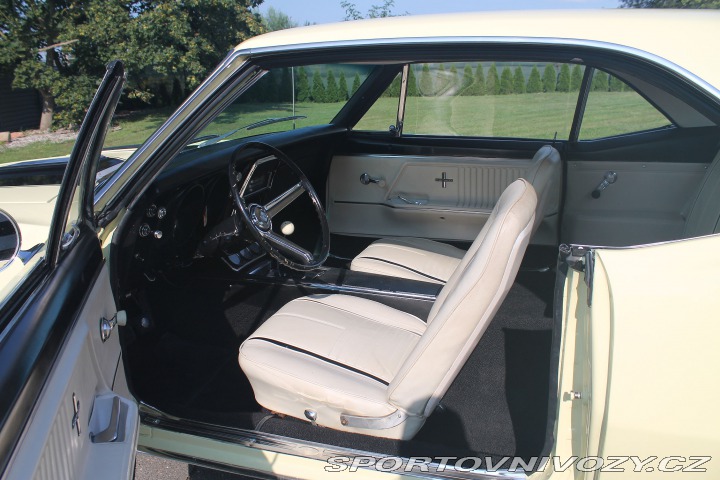 Chevrolet Camaro RS, 327 V8, 4st. manuál 1967