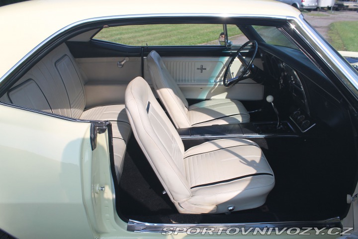 Chevrolet Camaro RS, 327 V8, 4st. manuál 1967