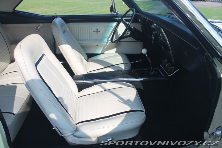 Chevrolet Camaro RS, 327 V8, 4st. manuál 1967