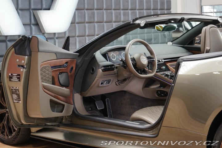Aston Martin DB12 Volante V8 500kW Ceramic 2024