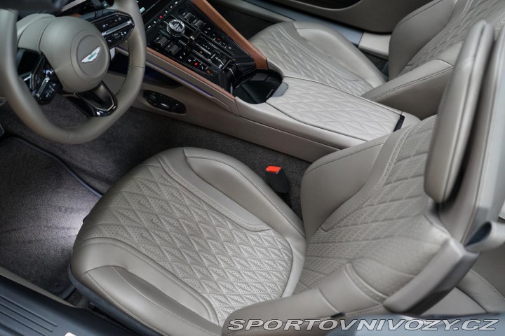 Aston Martin DB12 Volante V8 500kW Ceramic 2024