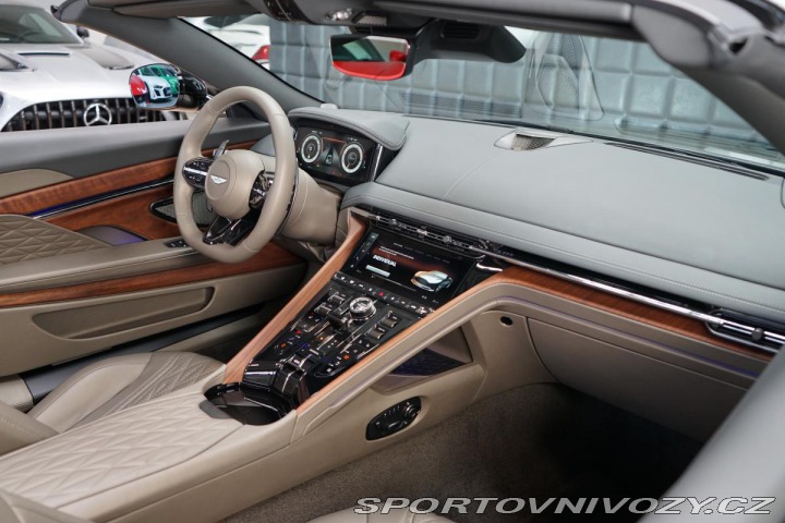 Aston Martin DB12 Volante V8 500kW Ceramic 2024