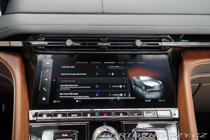 Aston Martin DB12 Volante V8 500kW Ceramic 2024