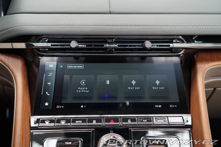 Aston Martin DB12 Volante V8 500kW Ceramic 2024