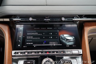 Aston Martin DB12 Volante V8 500kW Ceramic 2024