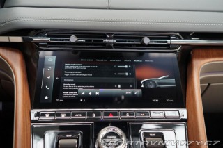 Aston Martin DB12 Volante V8 500kW Ceramic 2024