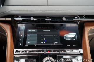 Aston Martin DB12 Volante V8 500kW Ceramic 2024