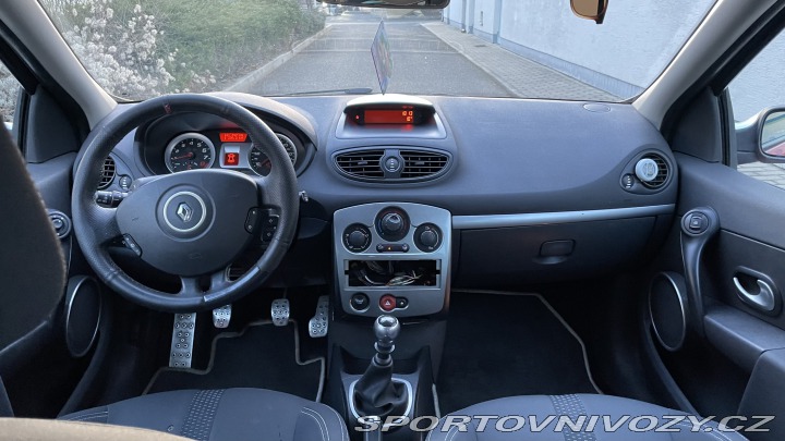 Renault Clio Sport 2.0i RS 145kW 2008