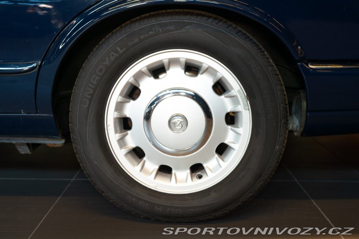 Ostatní značky Ostatní modely Daimler V8 LWB 1997