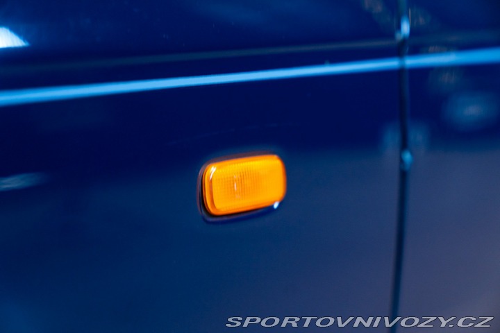 Ostatní značky Ostatní modely Daimler V8 LWB 1997