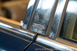 Ostatní značky Ostatní modely Daimler V8 LWB 1997