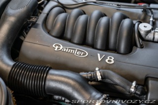 Ostatní značky Ostatní modely Daimler V8 LWB 1997