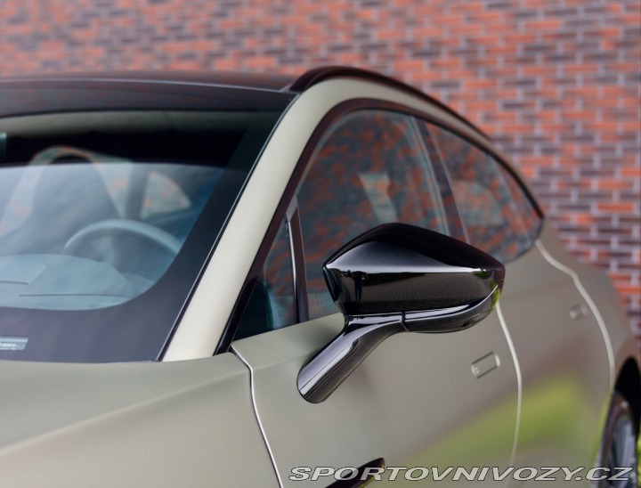 Aston Martin DBX 707 *PLNÁ VÝBAVA*Q-Satin 2023