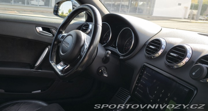 Audi TT 3,2 V6, manuál, quattro 2007