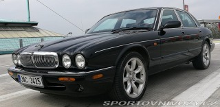 Jaguar XJ 3.2 V8 EXECUTIVE