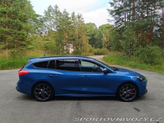 Ford Focus ST  2019