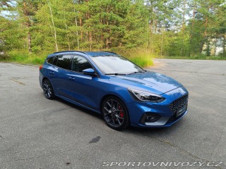 Ford Focus ST  2019