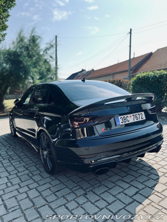 Audi RS3 Limousine 2018
