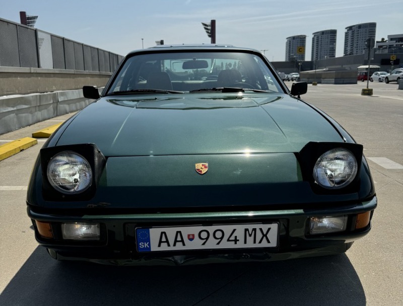 Porsche 924 