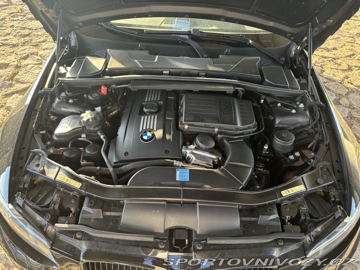 BMW 3 E93 2009