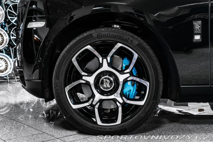 Rolls Royce Cullinan Black Badge TAŽNÉ/MASÁŽE/ 2022