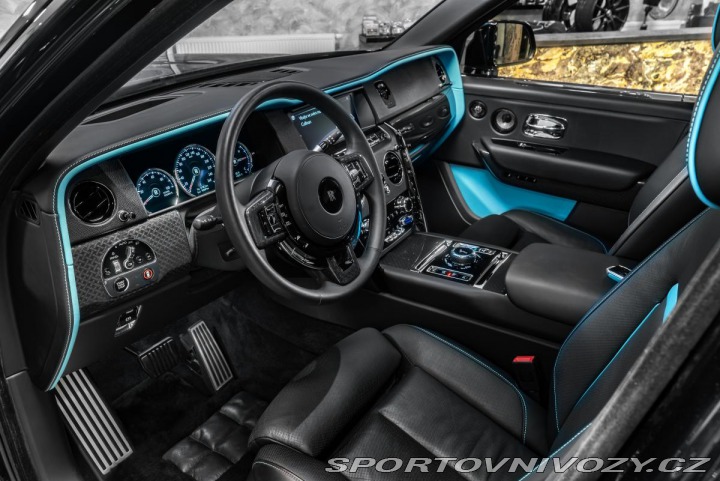 Rolls Royce Cullinan Black Badge TAŽNÉ/MASÁŽE/ 2022