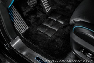 Rolls Royce Cullinan Black Badge TAŽNÉ/MASÁŽE/ 2022