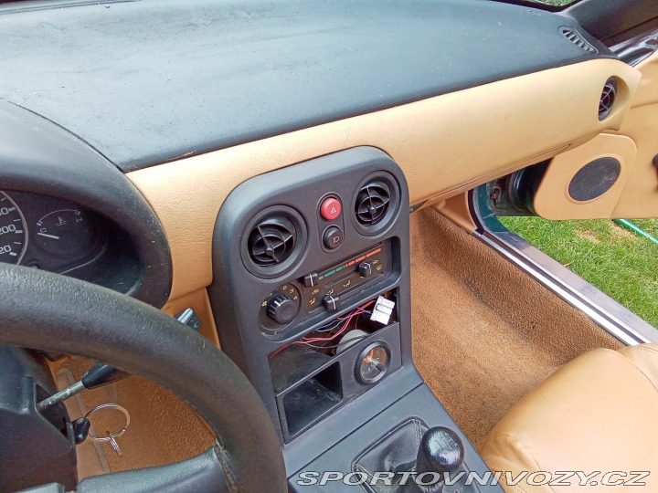 Mazda MX-5 1.6i British racing green 1990