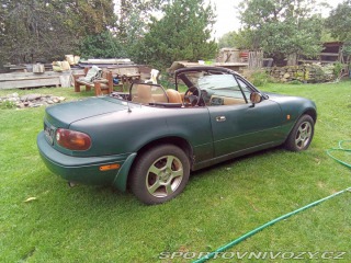 Mazda MX-5 1.6i British racing green 1990