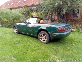 Mazda MX-5 1.6i British racing green 1990