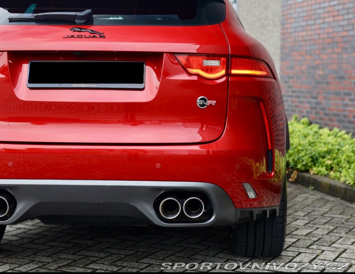 Jaguar F-Pace SVR AWD *HUD*Meridian*AC 2018